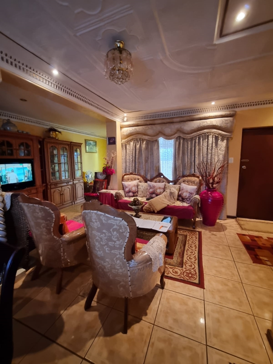 3 Bedroom Property for Sale in Kwa Nobuhle Eastern Cape